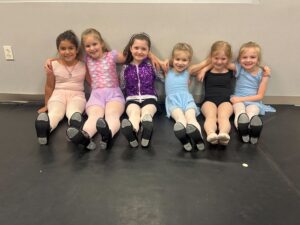Beginner Combo II - Tap Young tap dancers