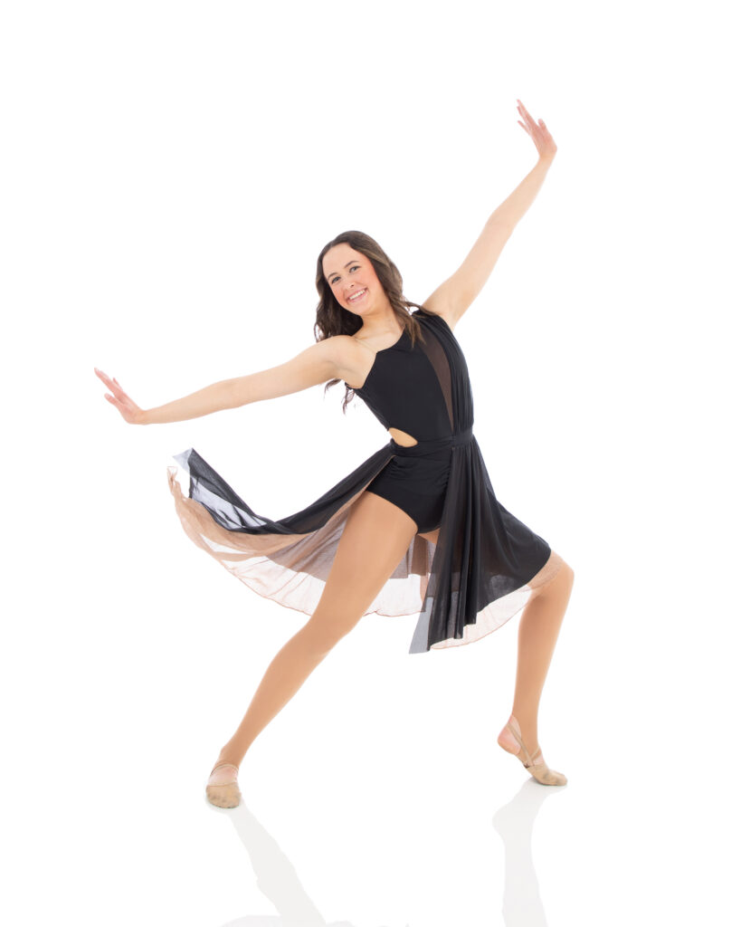 Contemporary 2 - forst arch Advanced contemporary dancer at LA Dance showing off her smile and perfect technique.
