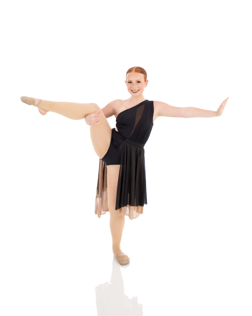 Contemporary I - Leg hold extention Intermediate contemporary dancer showing off her technique and leg flexibility in a black and gold costume.